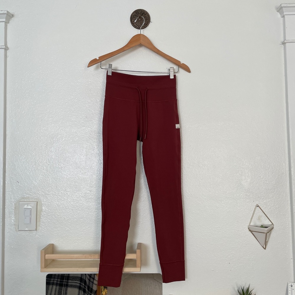 Vuori Daily Legging Claret Red High Rise Drawstring 7/8 Leggings Women Size XS